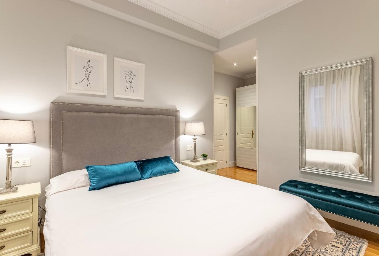 Amplio Y Elegante En Casco Viejo Con Parking Appartement Bilbao Buitenkant foto