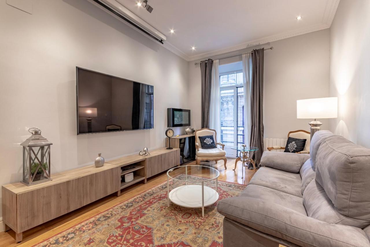 Amplio Y Elegante En Casco Viejo Con Parking Appartement Bilbao Buitenkant foto