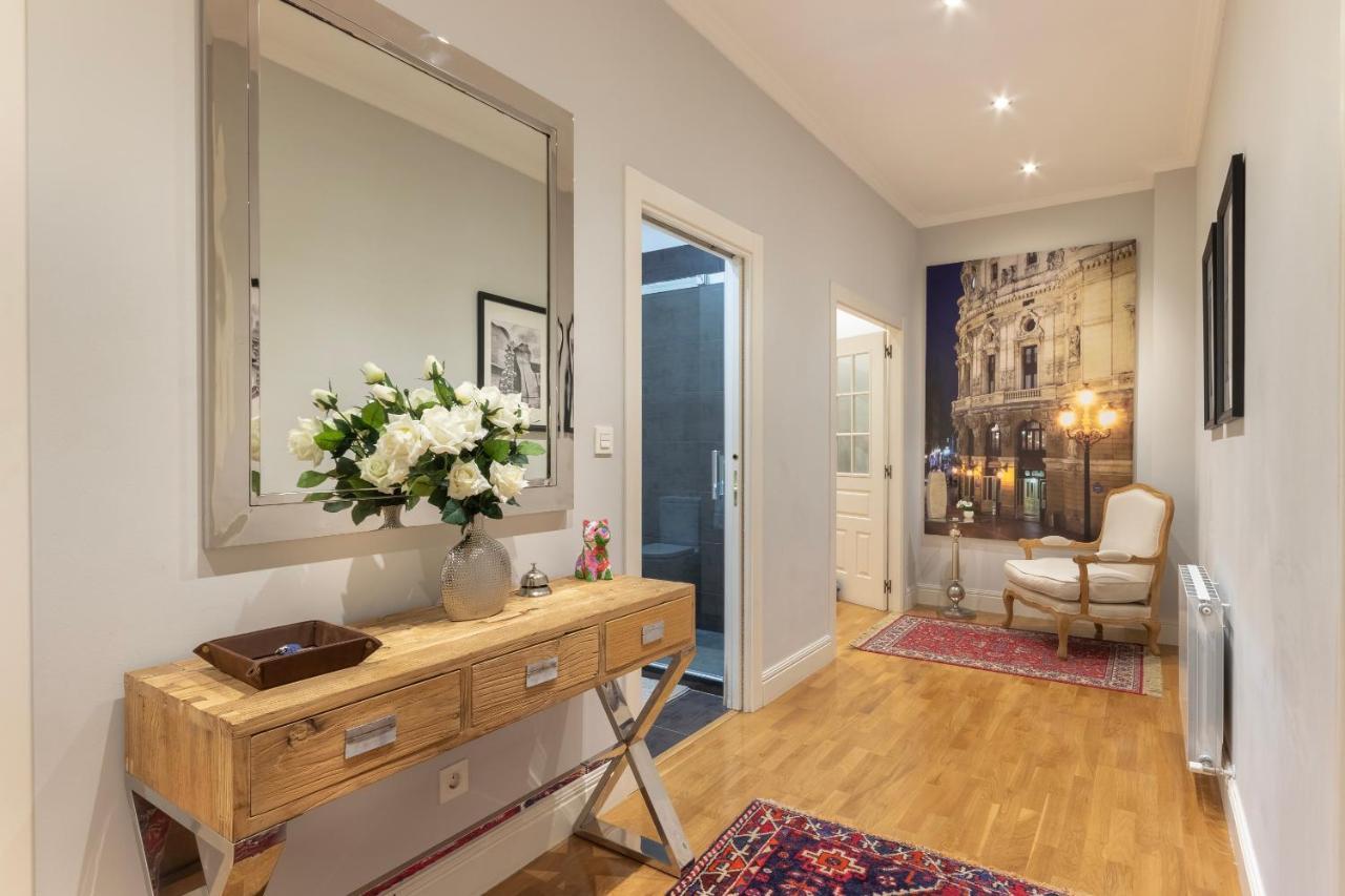 Amplio Y Elegante En Casco Viejo Con Parking Appartement Bilbao Buitenkant foto
