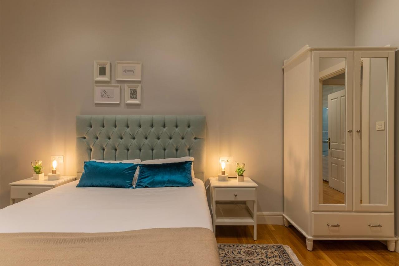 Amplio Y Elegante En Casco Viejo Con Parking Appartement Bilbao Buitenkant foto