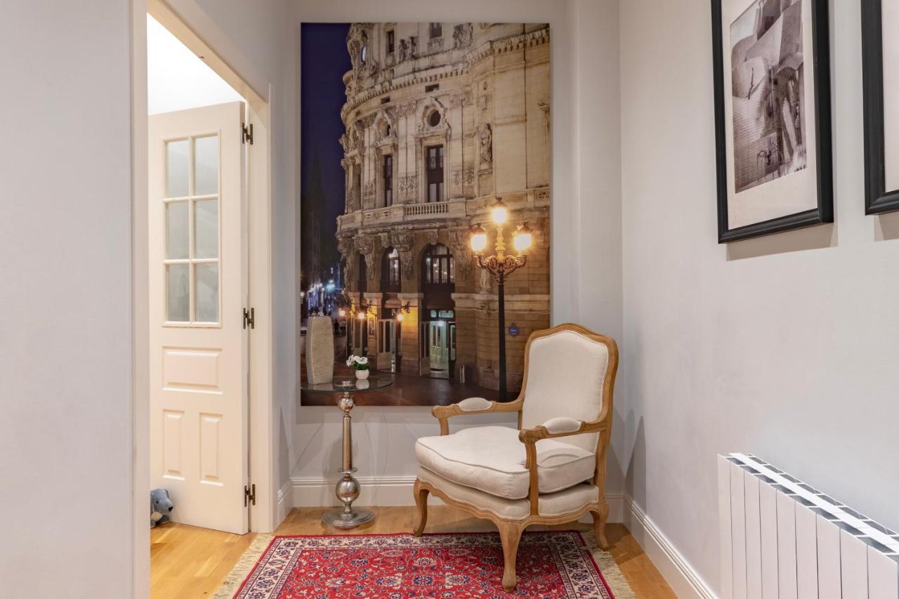 Amplio Y Elegante En Casco Viejo Con Parking Appartement Bilbao Buitenkant foto